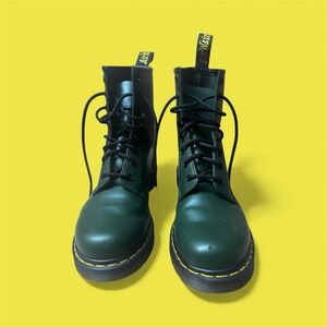 Dr. Martens Forest Green Smooth Leather Boots with Black Laces -Women’s Size 9